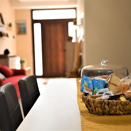 "Il Vecchio Salone" Appartamento In Pieno Centro Con Garage Privato ليتشي المظهر الخارجي الصورة